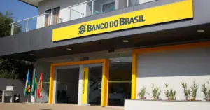 Fachada de uma das agências do Banco do Brasil / Concurso Banco do Brasil