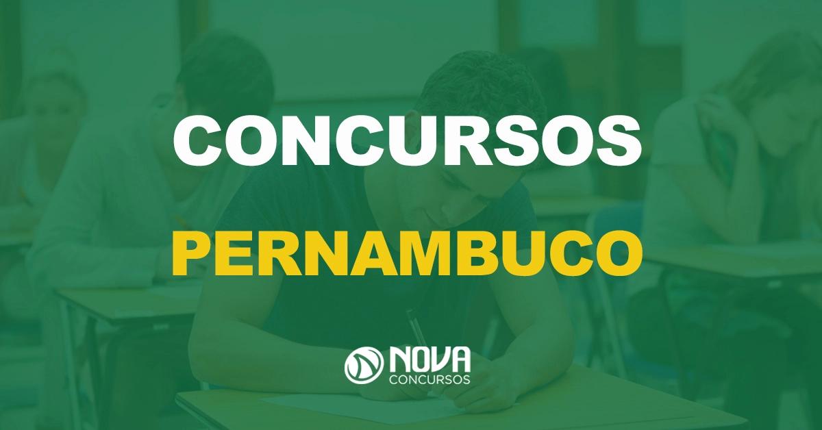 pessoas fazendo exame em sala de aula com texto sobre a imagem escrito concursos Pernambuco (PE)