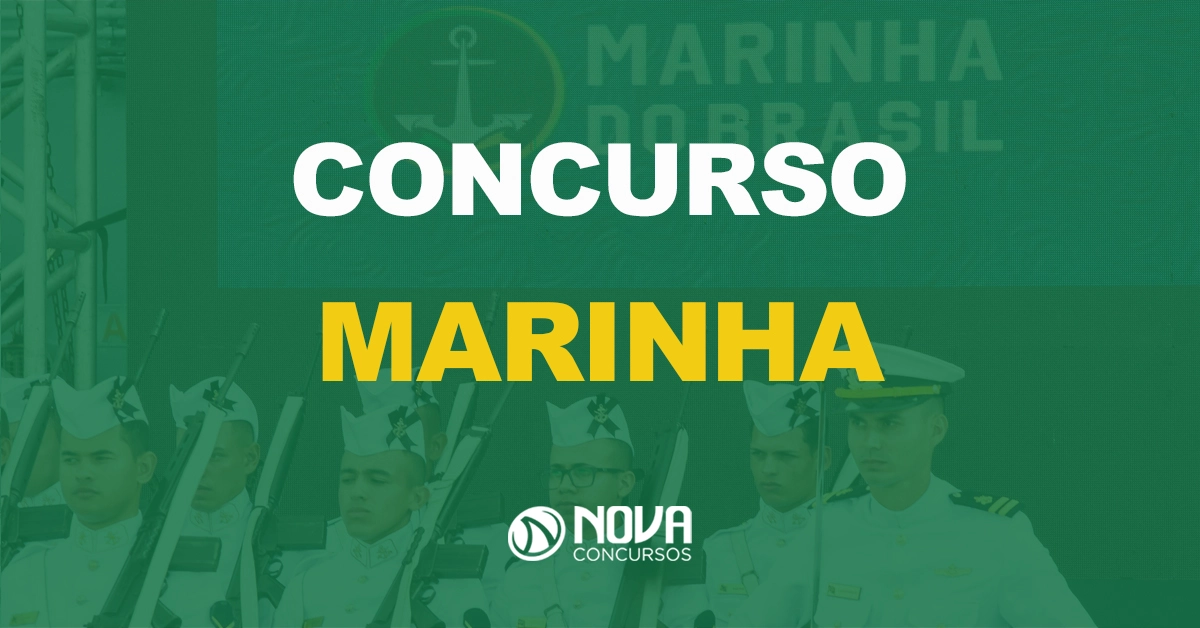 fuzileiros navais da marinha do brasil em fila com texto sobre a imagem escrito concurso marinha