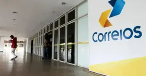 Hall de entrada do prédio dos Correios (Empresa Brasileira de Correios e Telégrafos)