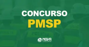 policiais militares andando de costas com texto sobre a imagem escrito concurso PM SP