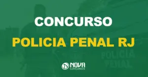 policial penal do rio de janeiro usando farda ao lado de viatura com texto sobre a imagem escrito concurso policia penal rj