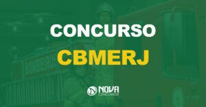 dois homens do corpo de bombeiros em cima do caminhão do corpo de bombeiros com texto sobre a imagem escrito concurso cbmerj