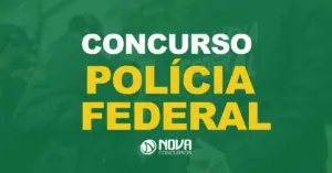 Grupo de policiais da Polícia Federal vestindo jaquetas pretas com texto sobre a imagem Concurso Polícia Federal