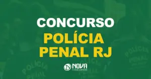 Três policiais penais com camisetas pretas com escritas "POLÍCIA PENAL" em amarelo com texto sobre a imagem Polícia Penal RJ