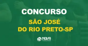 Oficiais da polícia em fila, com equipamentos e armamentos com texto sobre a imagem Concurso São José do Rio Preto