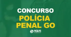 Agente penitenciário de costas com um uniforme em destaque com texto sobre a imagem Concurso Polícia Penal GO