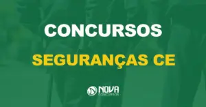 Policiais em pé, alinhados na rua, prontos manter a segurança da comunidade com texto sobre a imagem Concursos Segurança CE