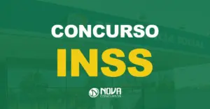 Fachada da Previdência Social, parede espelhada e nome e logotipo do órgão em cima com texto sobre a imagem concurso INSS