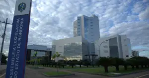 Prédio da Assembleia Legislativa de Rondônia.