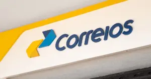 Fachada de uma das agências dos Correios / Concurso Correios