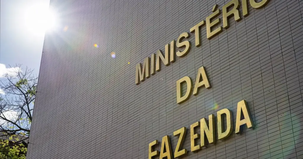 Fachada do prédio do Ministério da Fazenda.