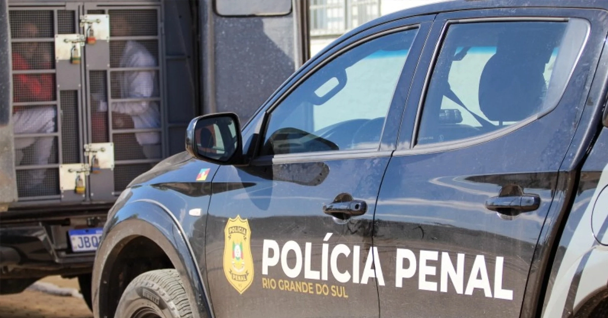 Viatura da Polícia Penal em escolta para transferência de presidiários / Concurso Polícia Penal RS