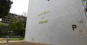 Letreiro da sede do Ministério da Fazenda em Brasília, no Distrito Federal / Concurso Ministério da Fazenda