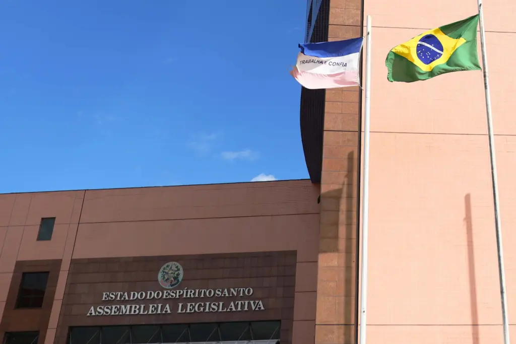 Fachada da Assemblea Legislativa do Espírito Santo - Concurso Ales: Edital em 2025 com 35 vagas!