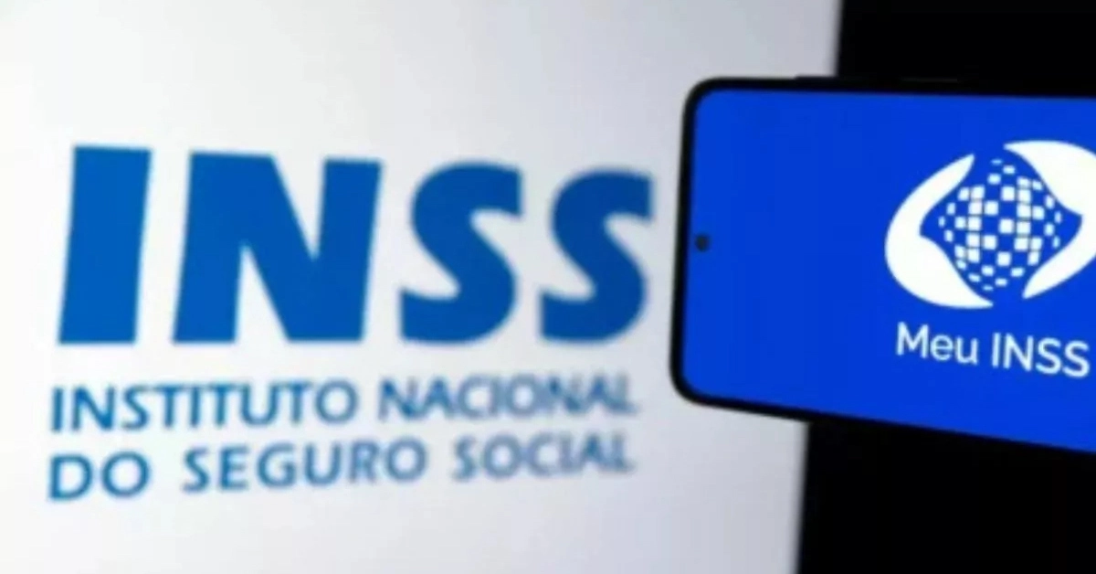 Celular com a tela do inss / Concurso INSS