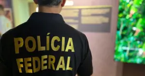 Servidor da Polícia Federal / Concurso PF Administrativo