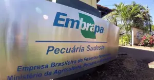 Fachada da Empresa Brasileira de Pesquisa Agropecuária / Concurso Embrapa