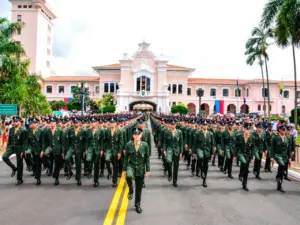 cadetes do exército ilustrando do edital espcex