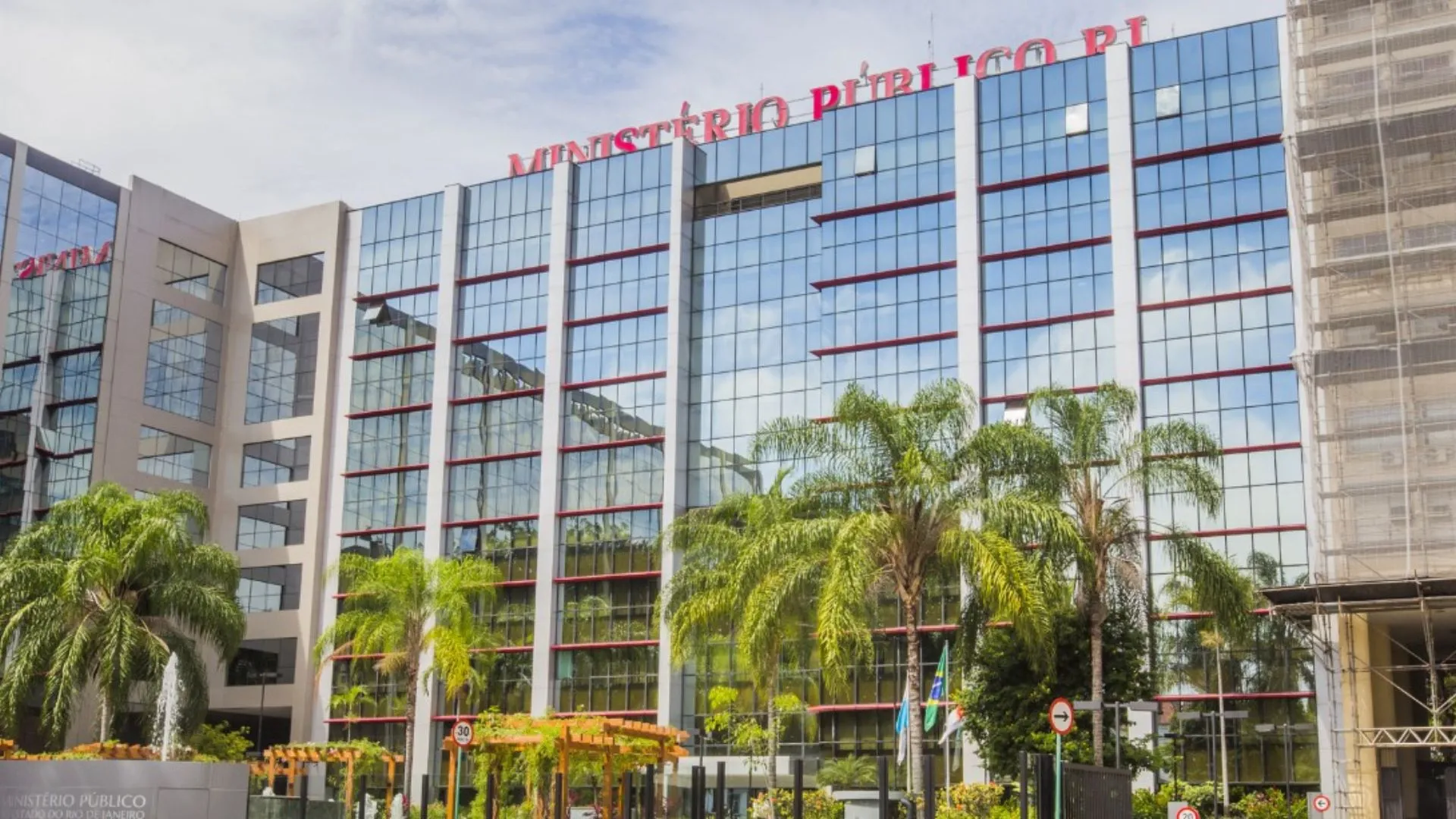 fachada do ministério público do rio de janeiro